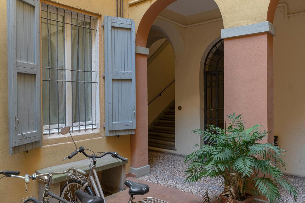 New Loft In The Heart Of Bologna 3 Apartment Exterior photo